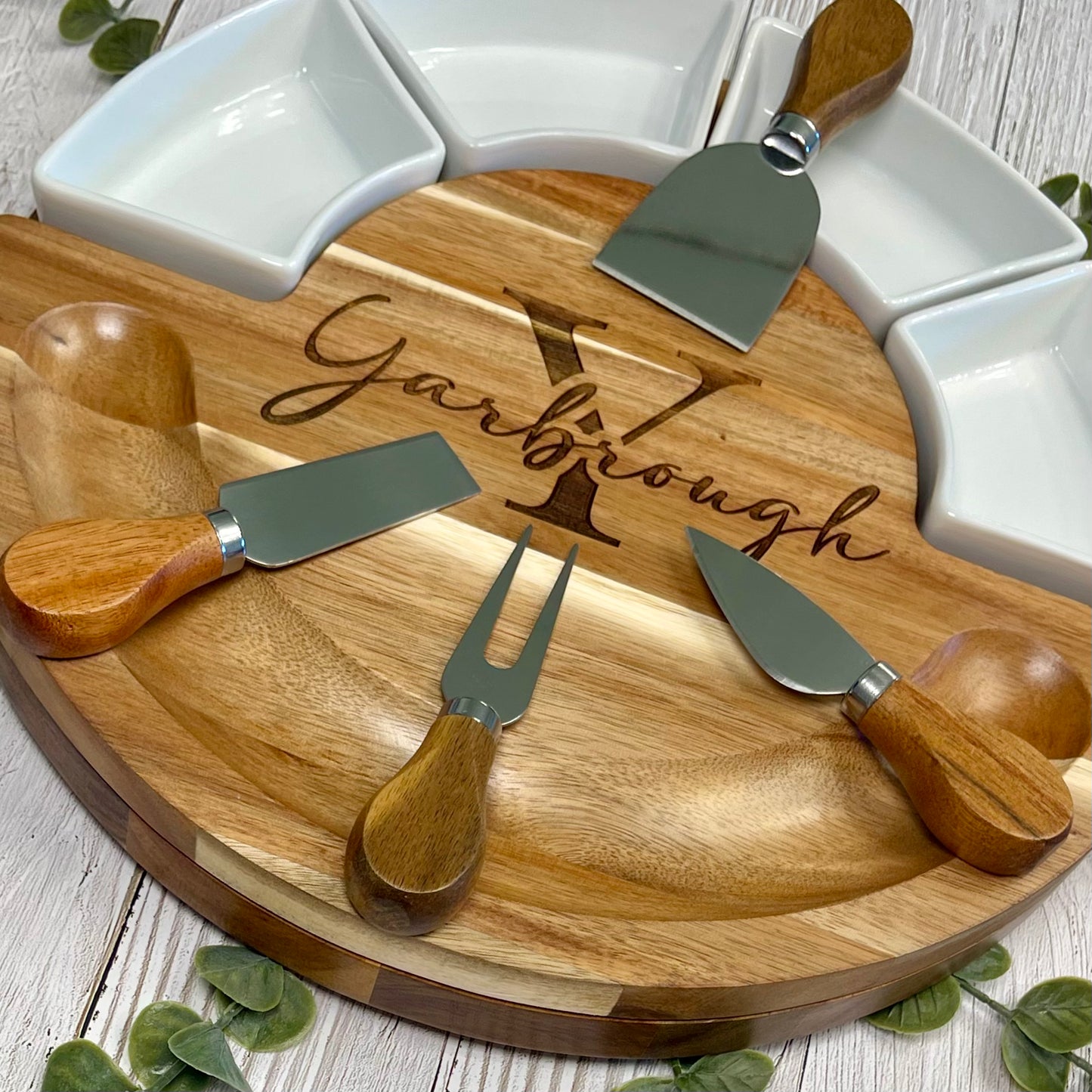 Round Wood and Marble Charcuterie Board | Personalized Party Platter | Family Name Serving Platter | Newlywed Gift