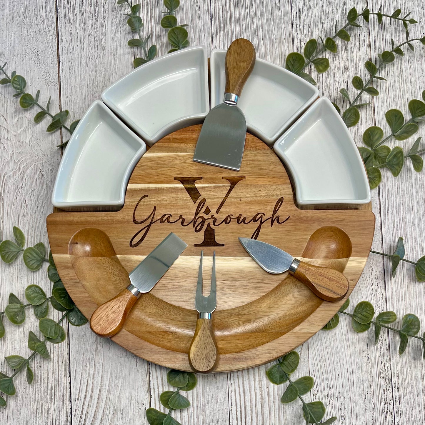 Round Wood and Marble Charcuterie Board | Personalized Party Platter | Family Name Serving Platter | Newlywed Gift